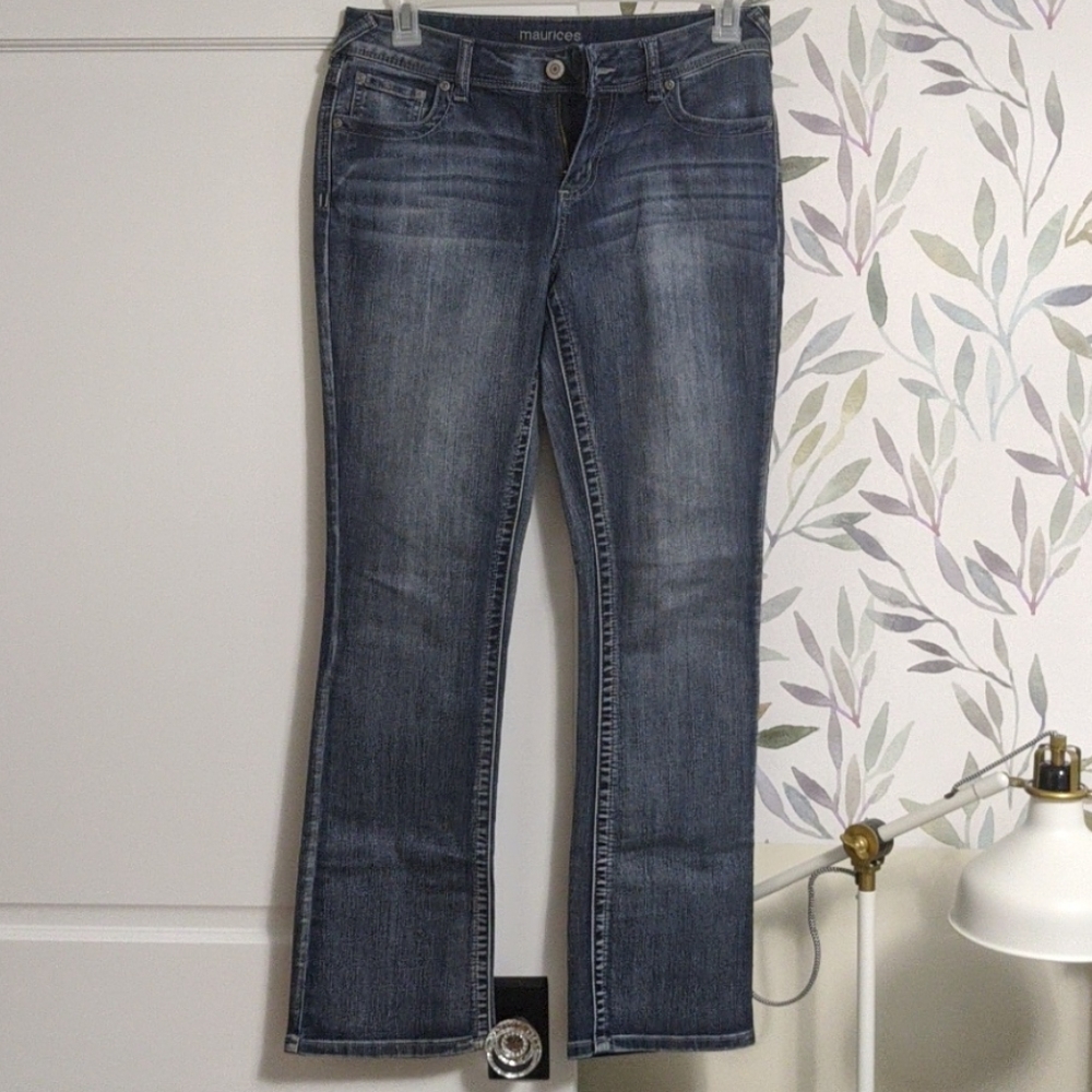 Maurices jeans